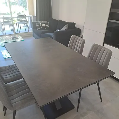 Apartment Odalys Saint Loup Climatise Entierement Renove *